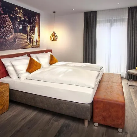 Rose Bistro & Gaestezimmer * Altensteig