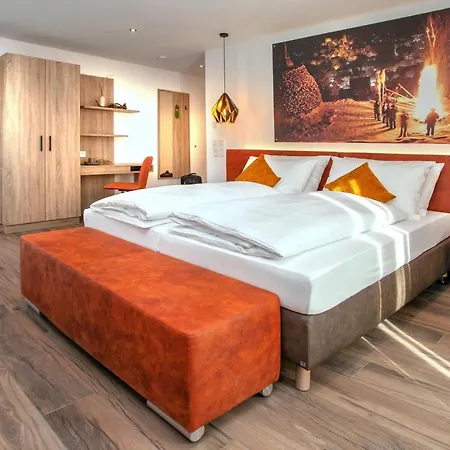 Homestay Rose Bistro & Gaestezimmer Altensteig