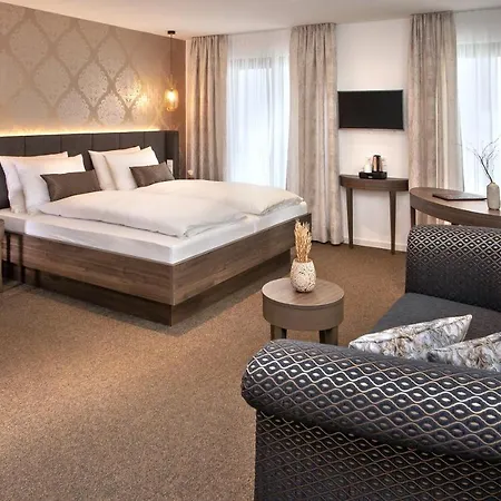 Rose Bistro & Gaestezimmer * Altensteig