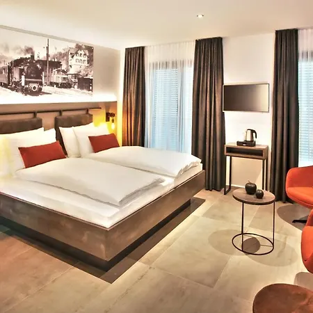 Rose Bistro & Gaestezimmer * Altensteig