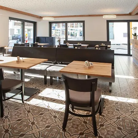 Rose Bistro & Gaestezimmer