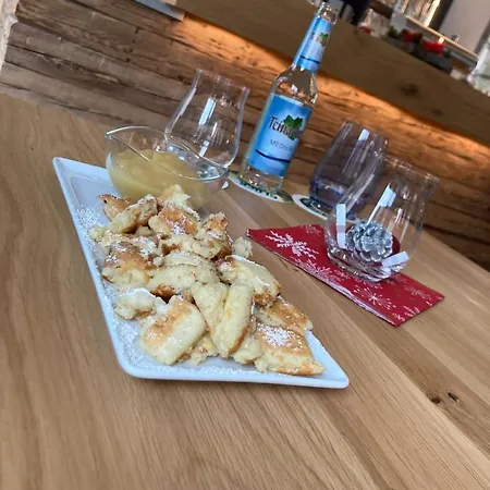 Rose Bistro & Gaestezimmer בית אירוח אלטנשטיג