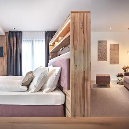 Rose Bistro & Gaestezimmer Homestay *